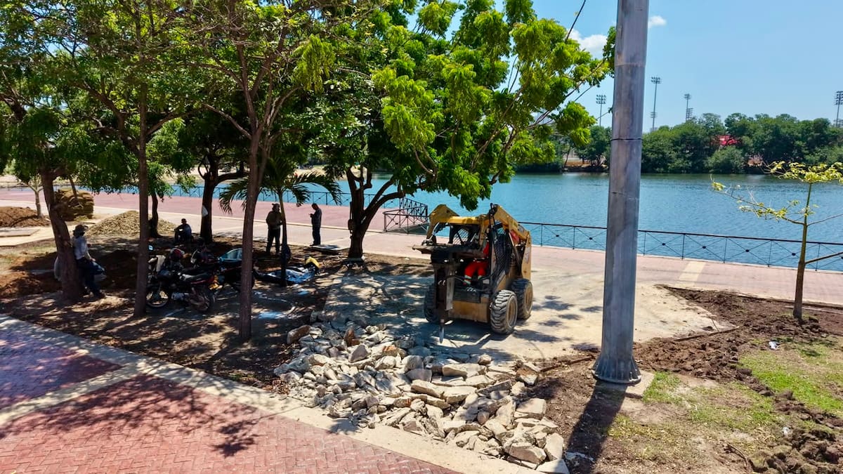 Alcaldía de Cartagena construye nuevo carril para agilizar la movilidad vehicular en Puerto Duro. // Foto: Alcaldía de Cartagena.