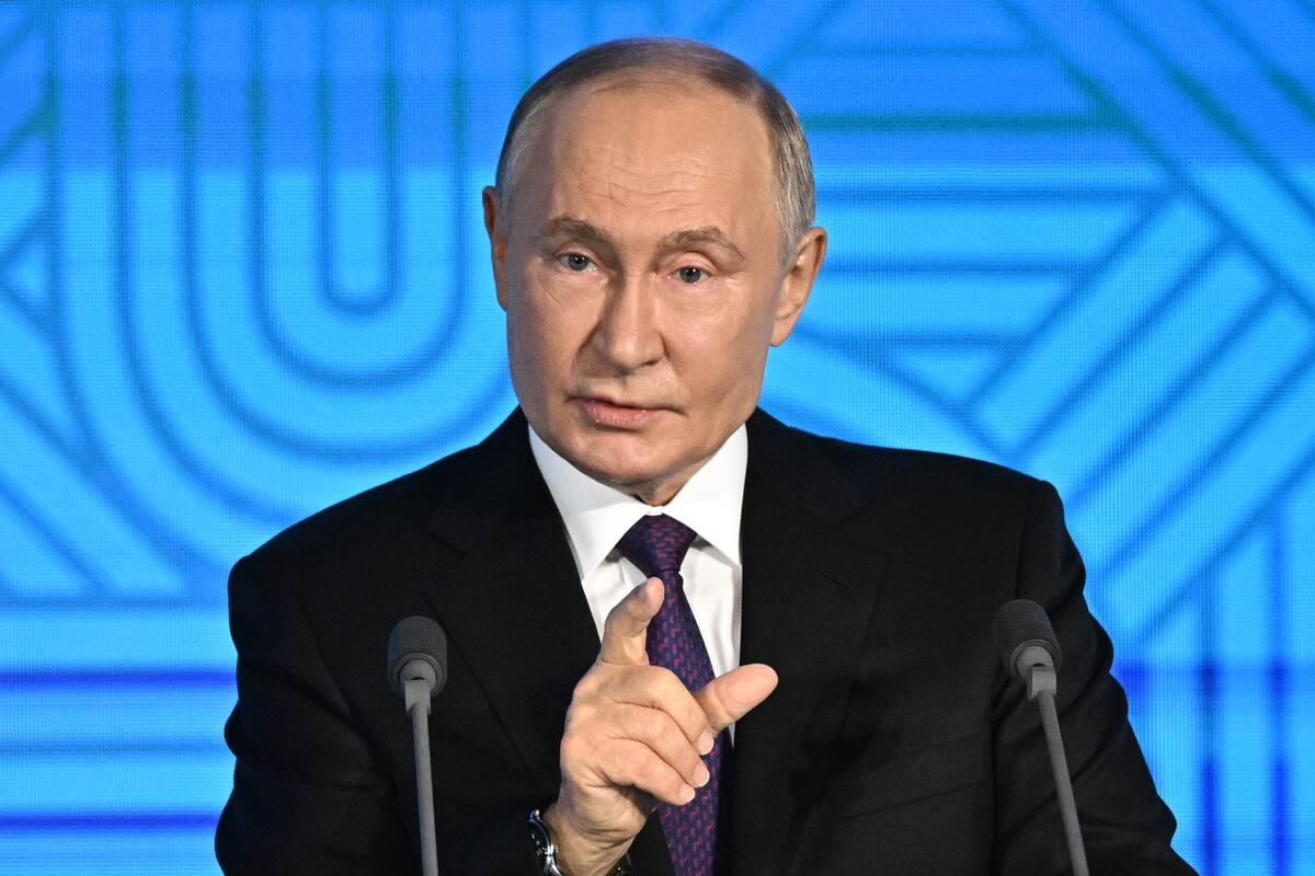 Putin aprueba doctrina que permite respuesta nuclear a ataques contra Rusia