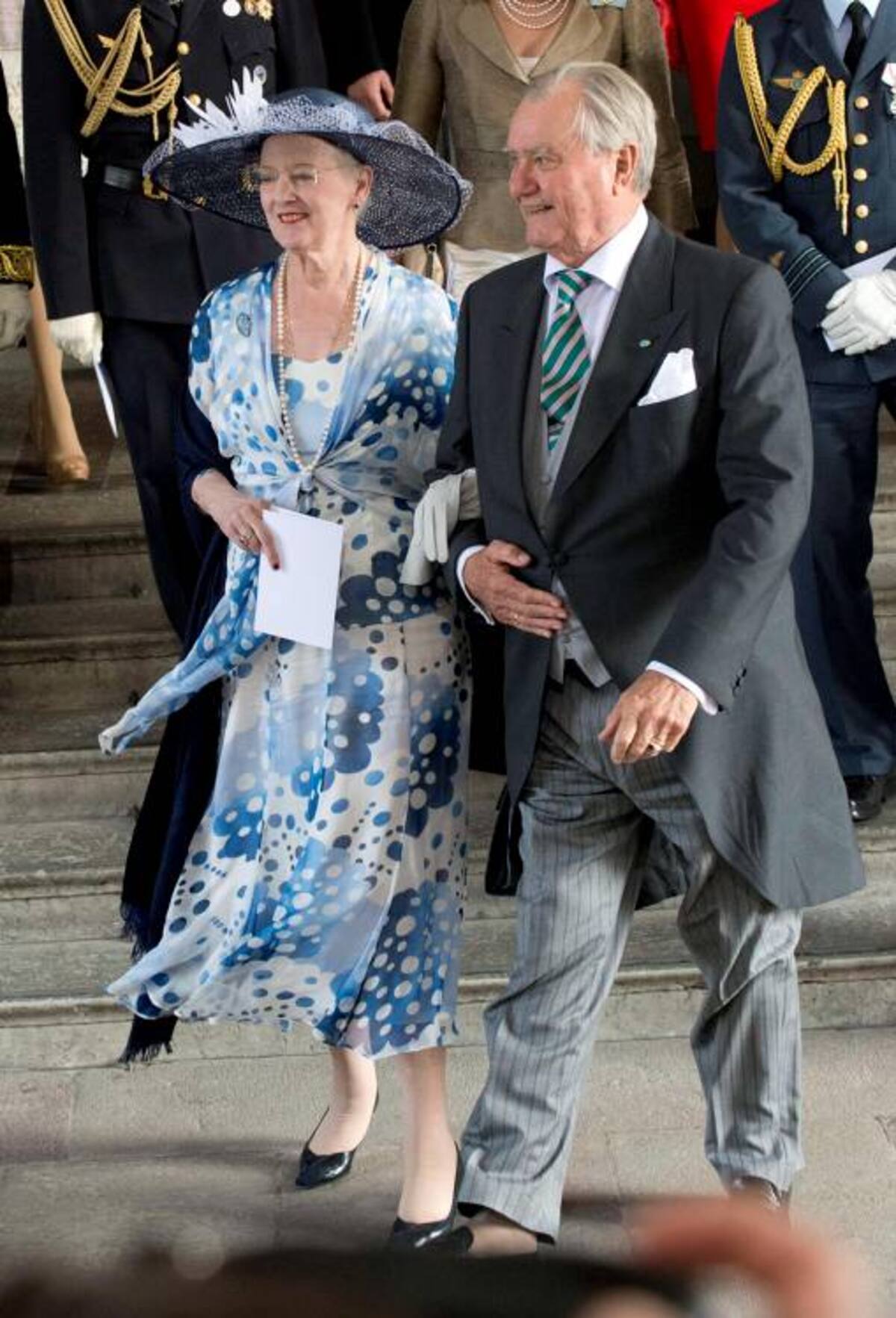 La reina Margarita II de Dinamarca y el príncipe Henrik de Dinamarca. AFP
