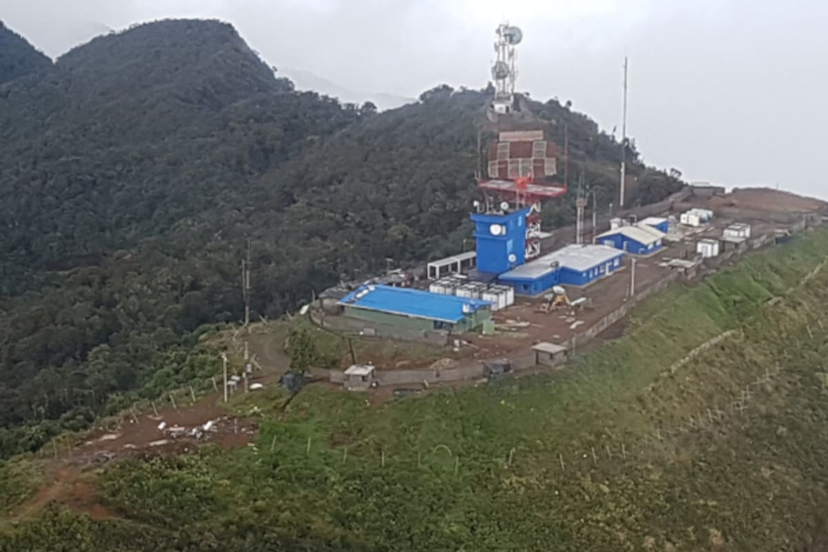 Atacan con drones radar de Aerocivil en Cauca: afectación en las operaciones