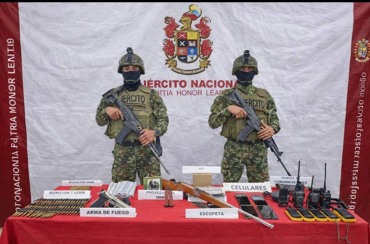 Lo hallado en medio de la operación en zona rural del municipio de Tierralta, en Córdoba. // FOTO: EJÉRCITO NACIONAL.