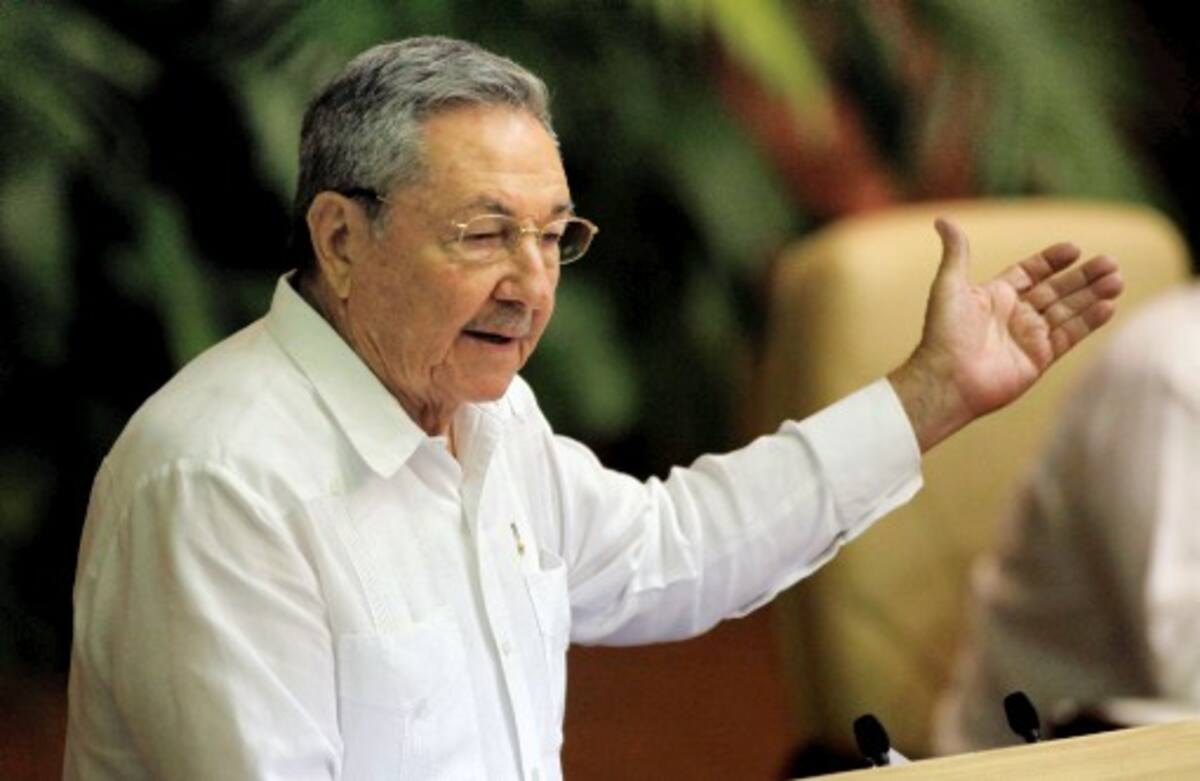 Cubanos apoyan reformas económicas de Raúl Castro. ARCHIVO