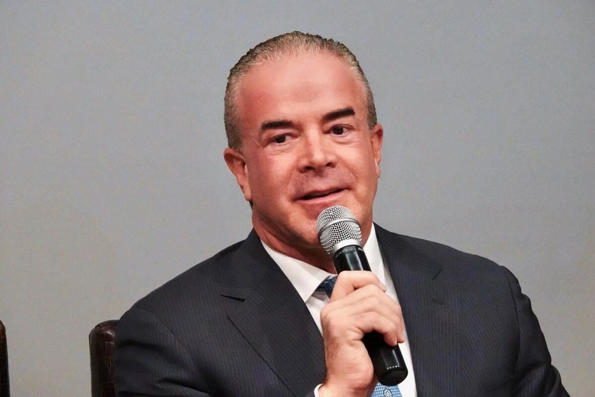 Investigan al propietario de Miss Universo por narcotráfico y otros delitos