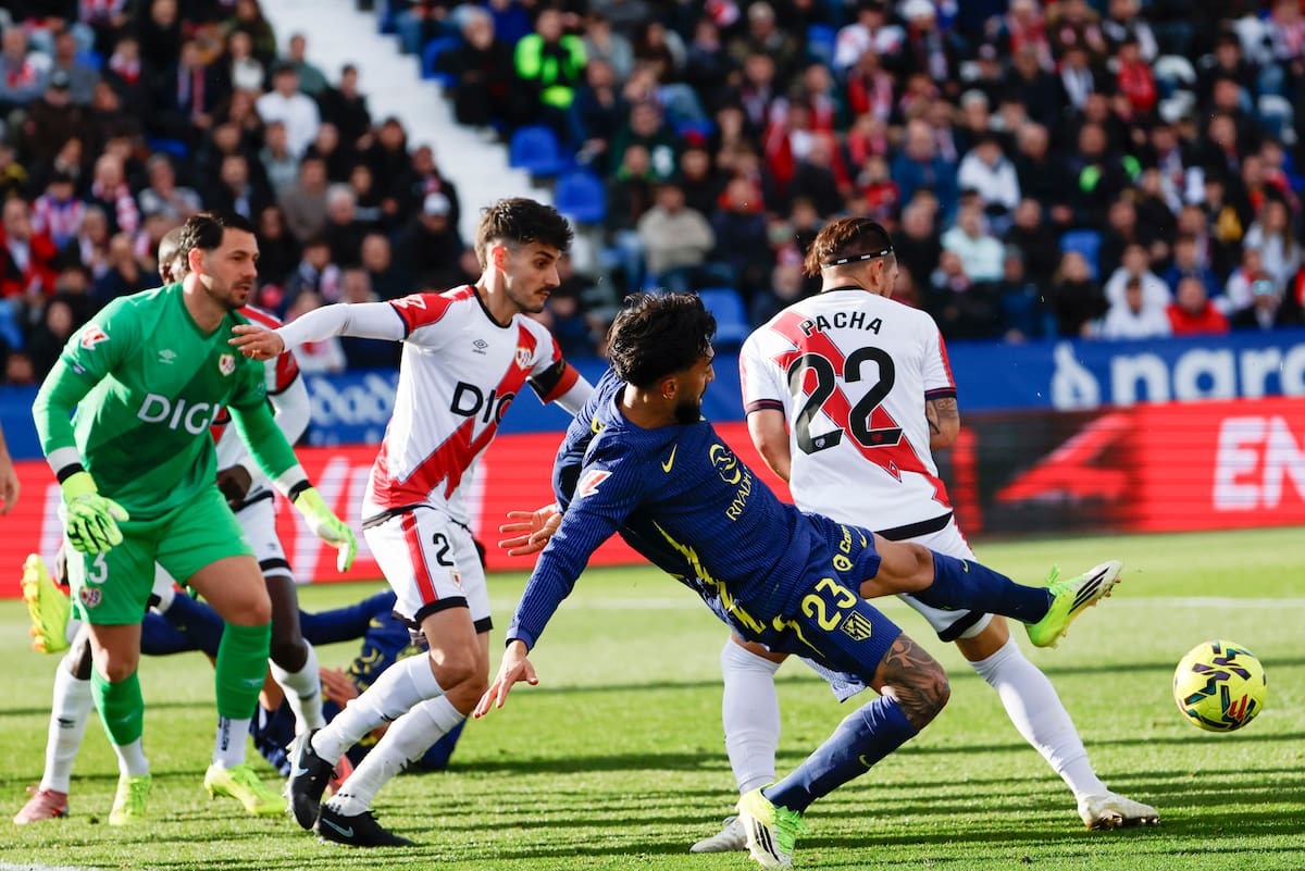 Rayo Vallecano superó ampliamente a Atlético Madrid en su compromiso por LaLiga. //Foto, EFE: Mariscal