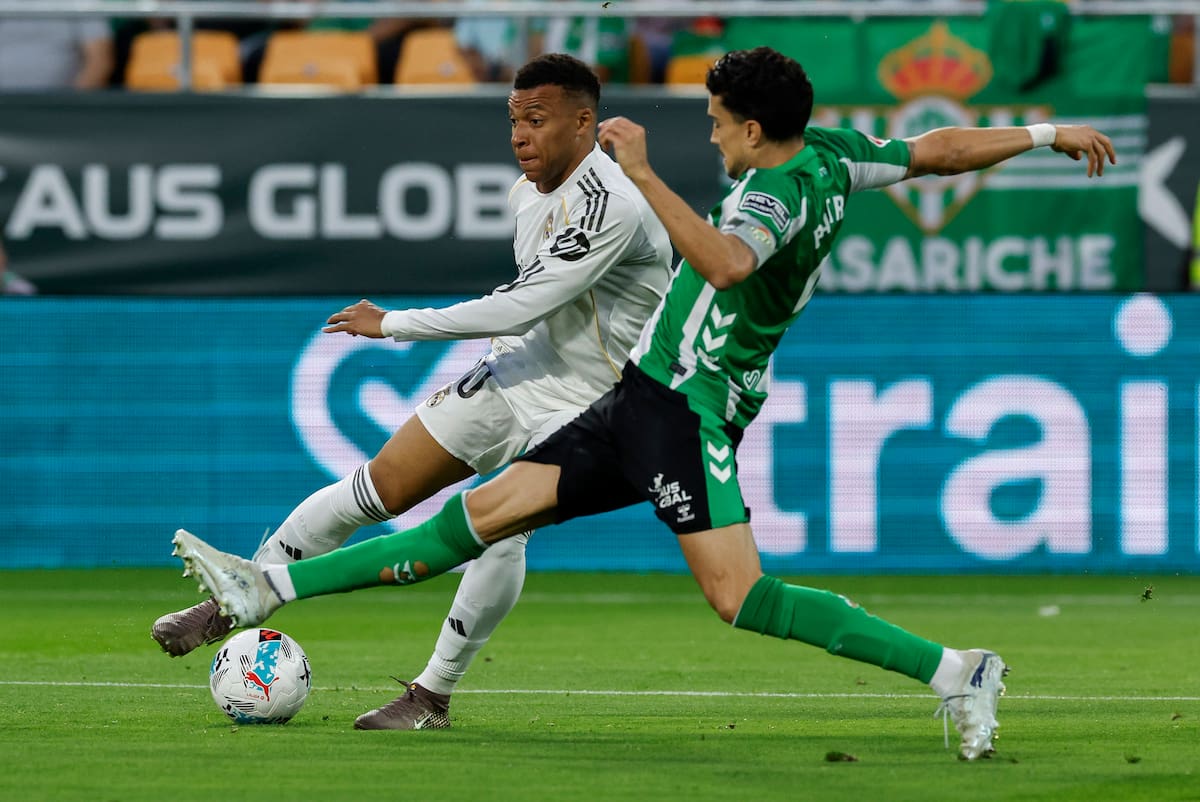 Kylian Mbappé busca recuperarse para jugar 'El Clásico'. //Foto, EFE: Julio Muñoz