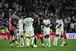 Video: Ganó el Madrid, Vinícius es expulsado de manera insólita