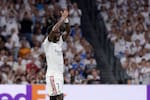 José Mourinho defiende a Vinícius tras fuerte silbatina en el Bernabéu