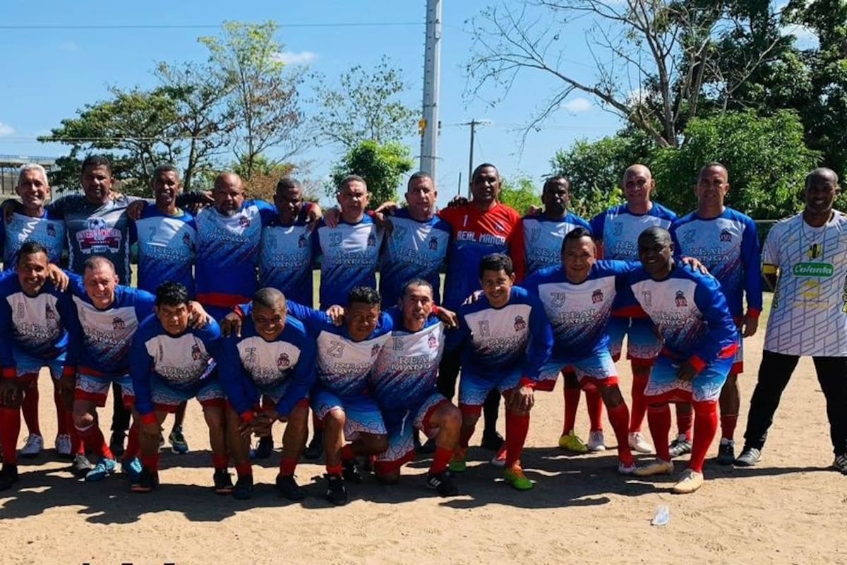 Real Manga es campeón otra vez y dice “Palo, palo, palo bonito paloe...”