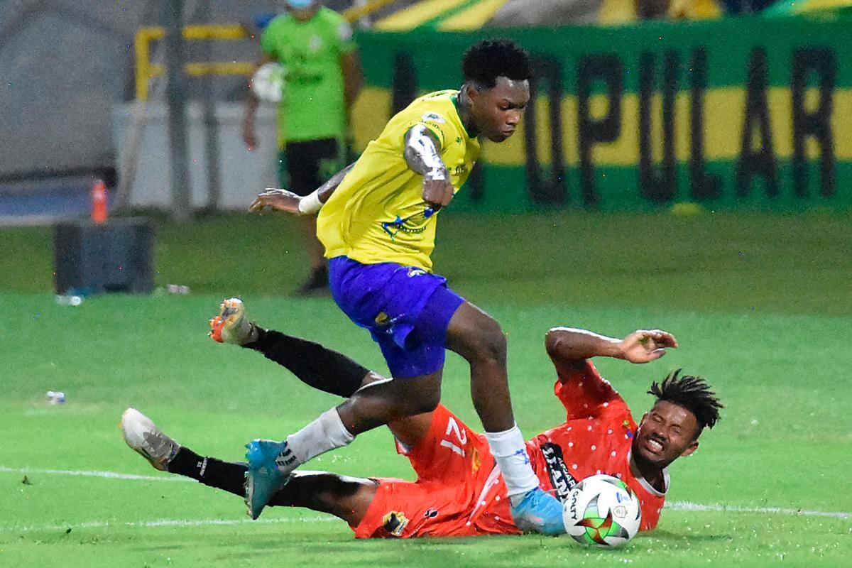 Real Cartagena tiene a sus hinchas con la moral por el piso