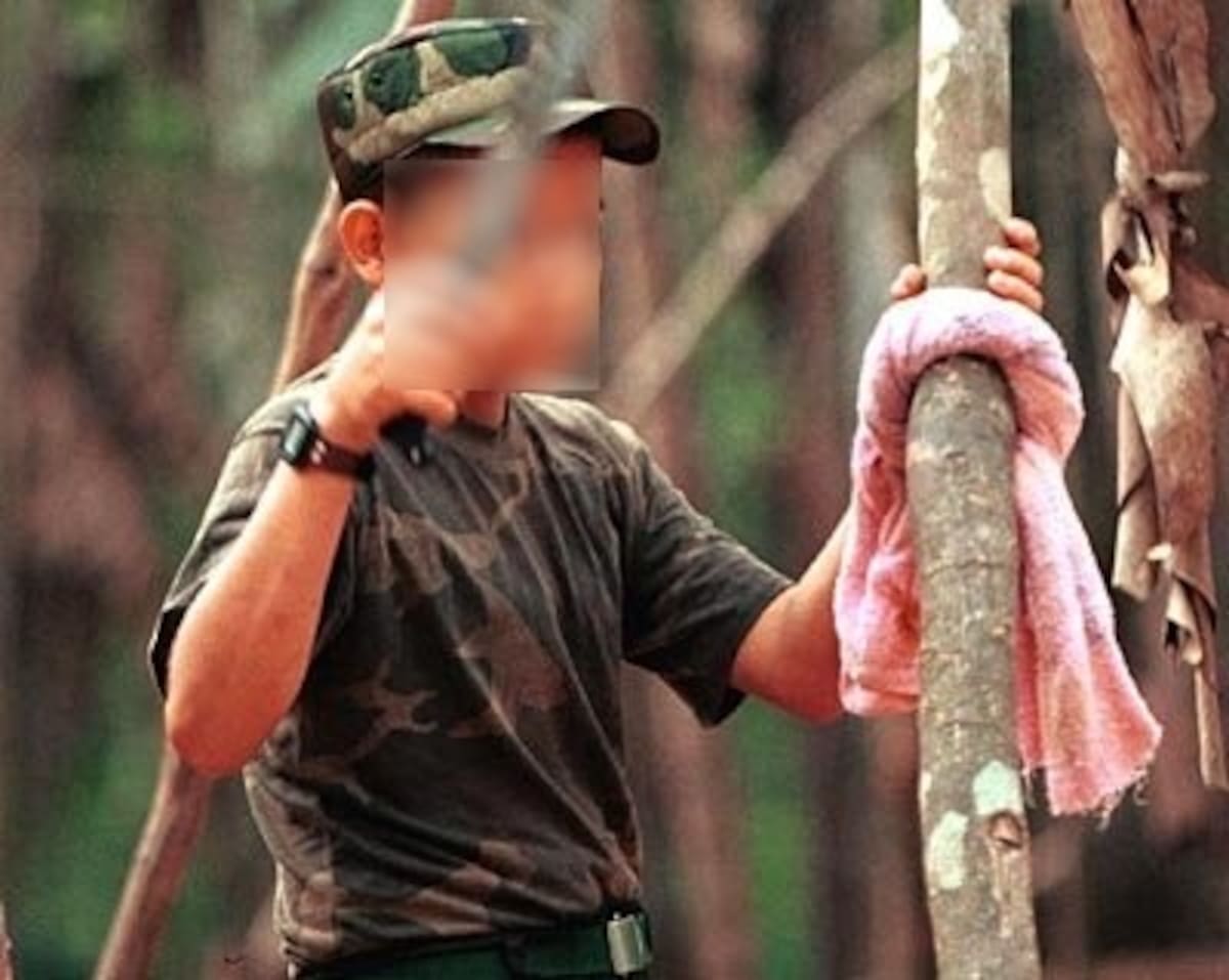 Menor reclutado por la guerrilla en Colombia. // Foto: Archivo - Colprensa.