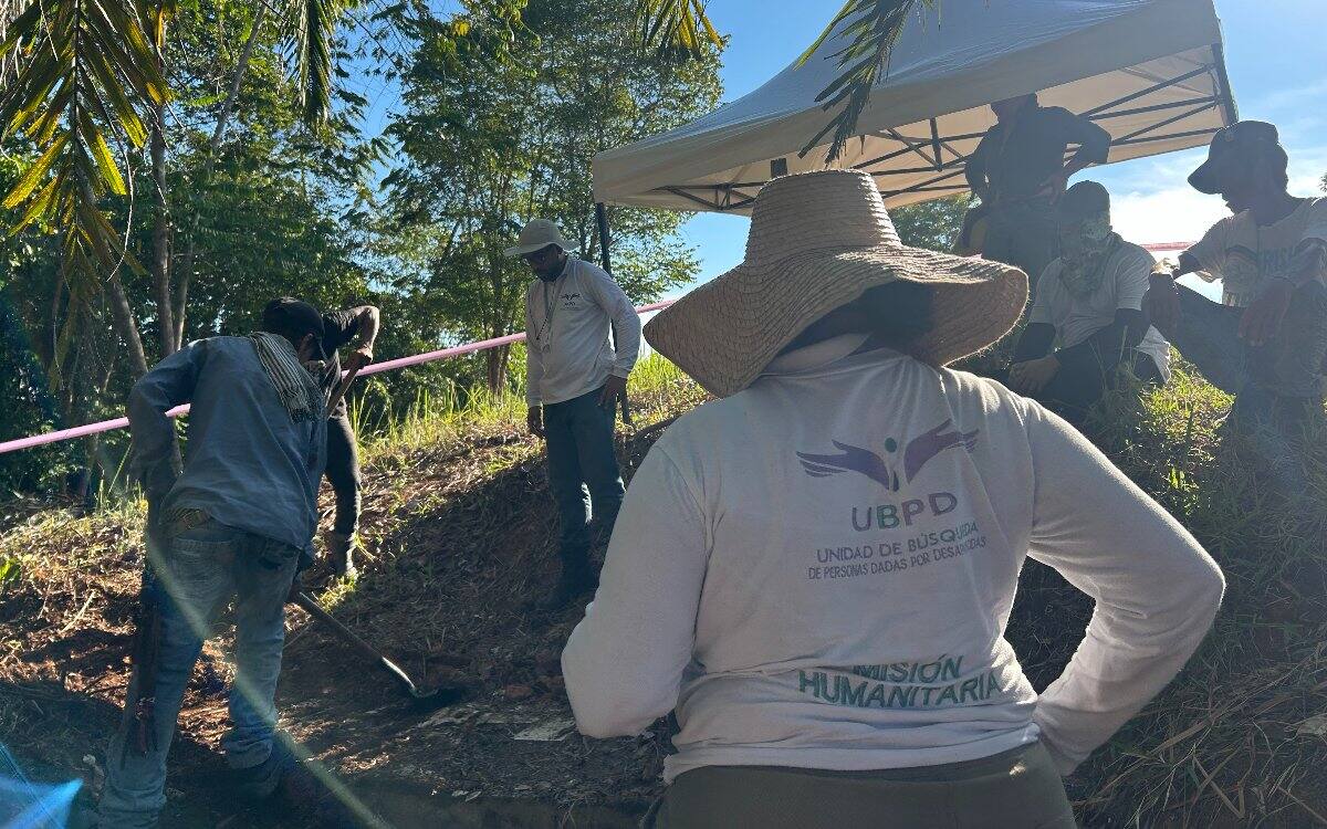 Recuperan cinco cuerpos de desaparecidos durante el conflicto armado en Cantagallo. // Foto: Unidad de Búsqueda de Personas Desaparecidas.
