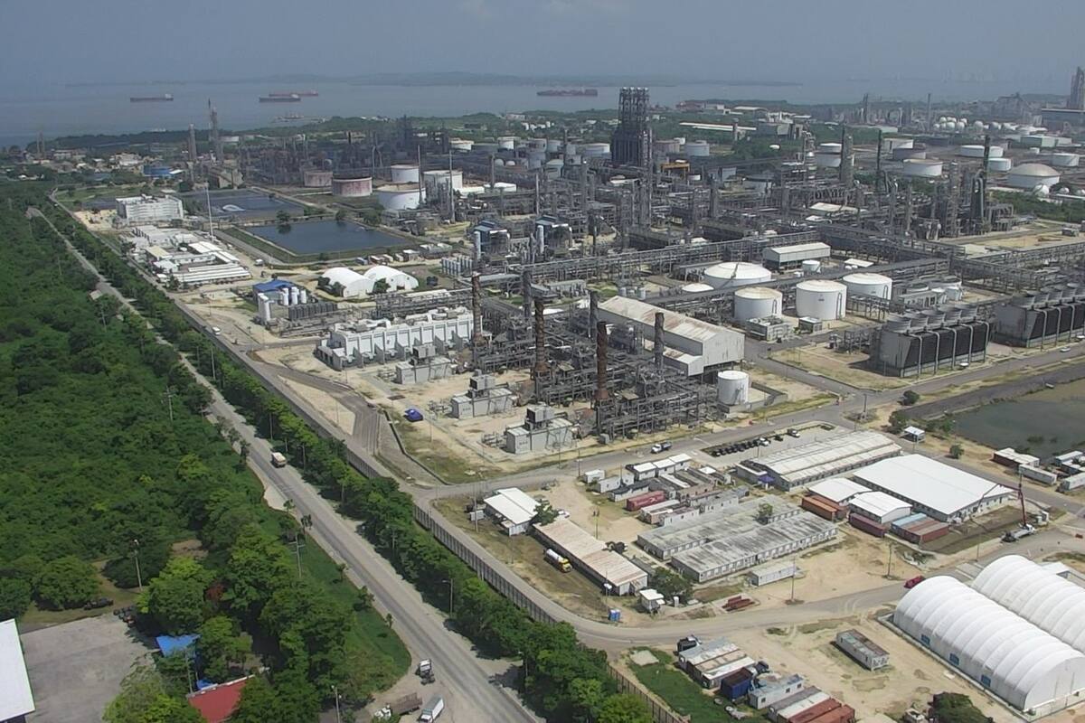 Encendidas la totalidad de las unidades de la Refinería de Cartagena