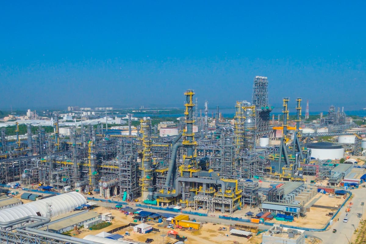 Refinería de Cartagena anuncia plan para evitar nuevos apagones