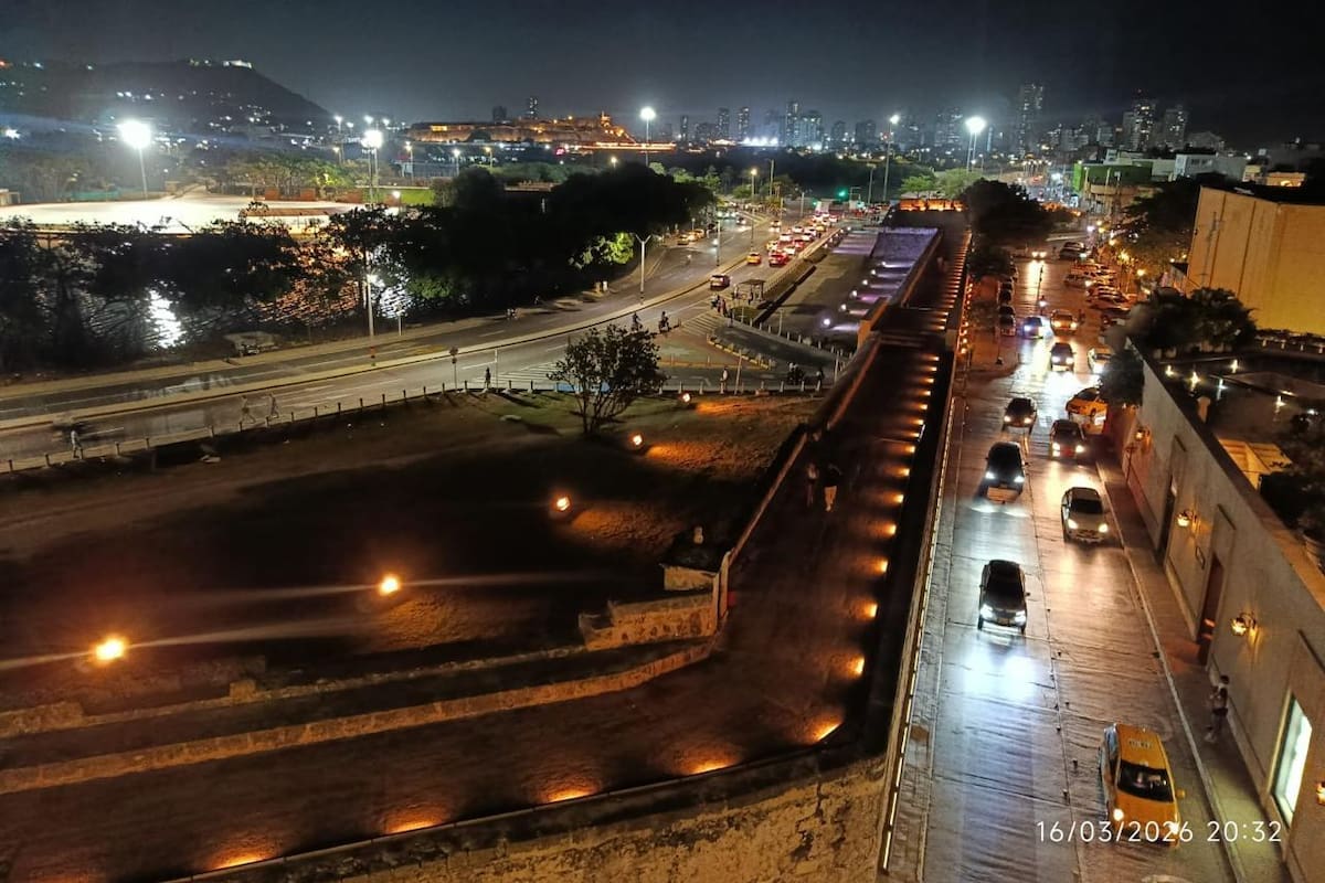 Cartagena transforma sus murallas con nueva iluminación: el proyecto está al 88%