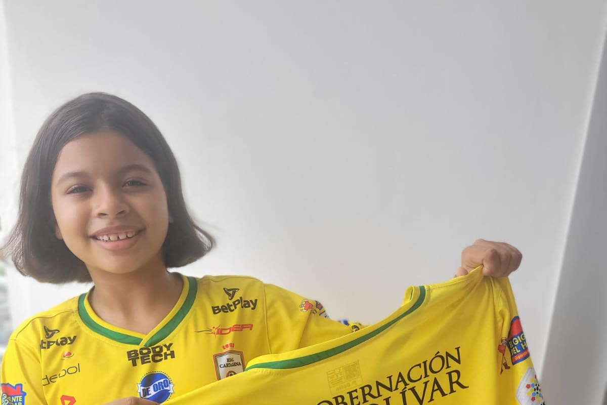 Video: el hermoso gesto de Ignacio Artola, defensa del Real, con Ángela, niña futbolista