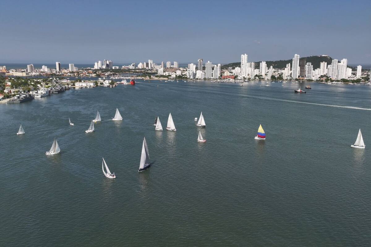 Regatas Sabatinas: primera batalla en el mar y felices ganadores