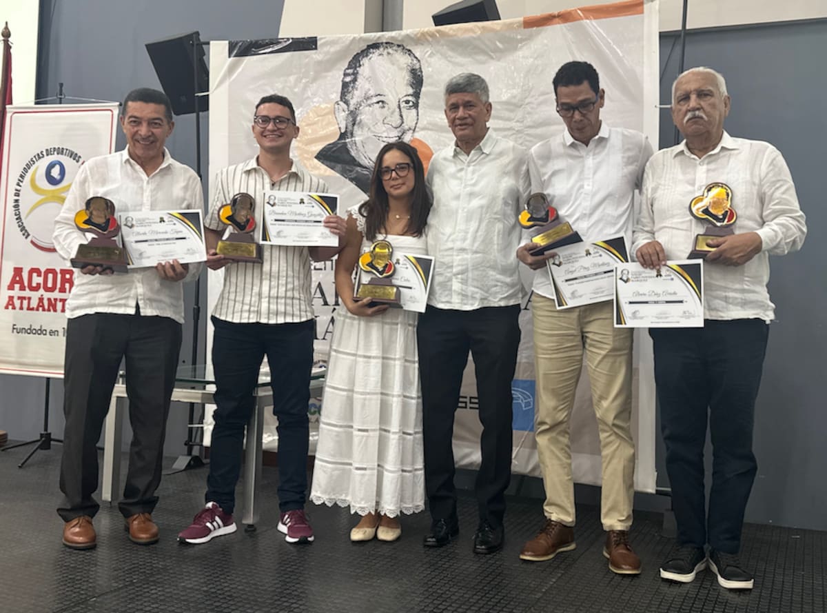 Estos fueron los ganadores de la tercera edición del Premio Nacional de Periodismo Deportivo Tecnoglass-Fabio Poveda Márquez.//El Universal.