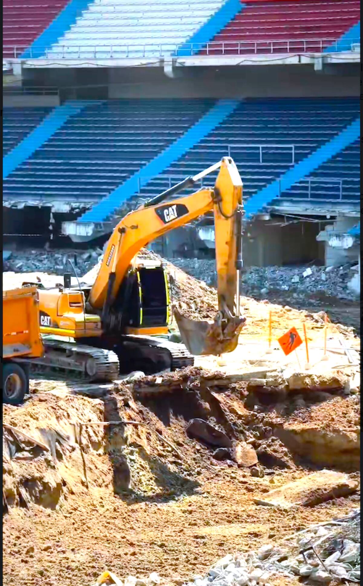 La Conmebol inspeccionó las obras que se vienen realizando en el Estadio Metropolitano Roberto Meléndez de Barranquilla con miras a la final de la Copa Sudamericana.//Cortesía Alcaldia de Barranquilla.