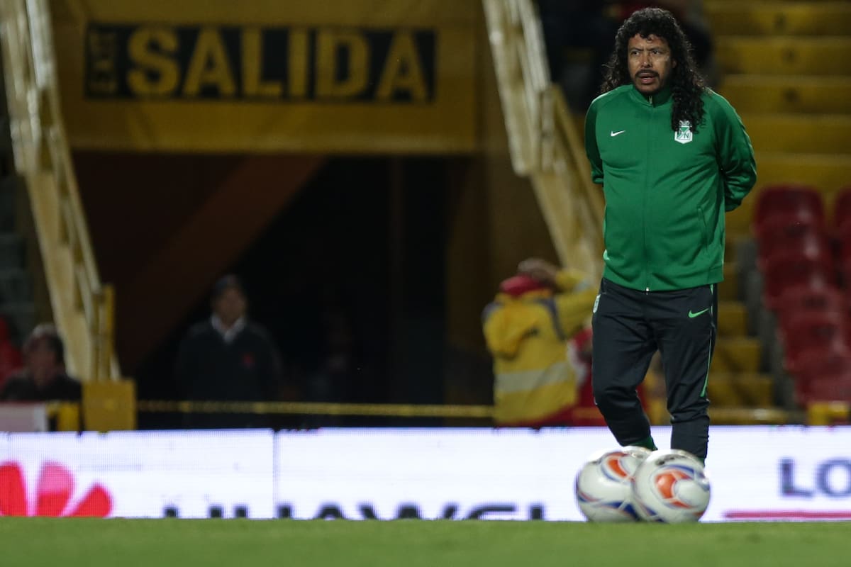 René Higuita, exfutbolista colombiano y preparador de arqueros de Atlético Nacional. // Foto: Colprensa - Archivo .