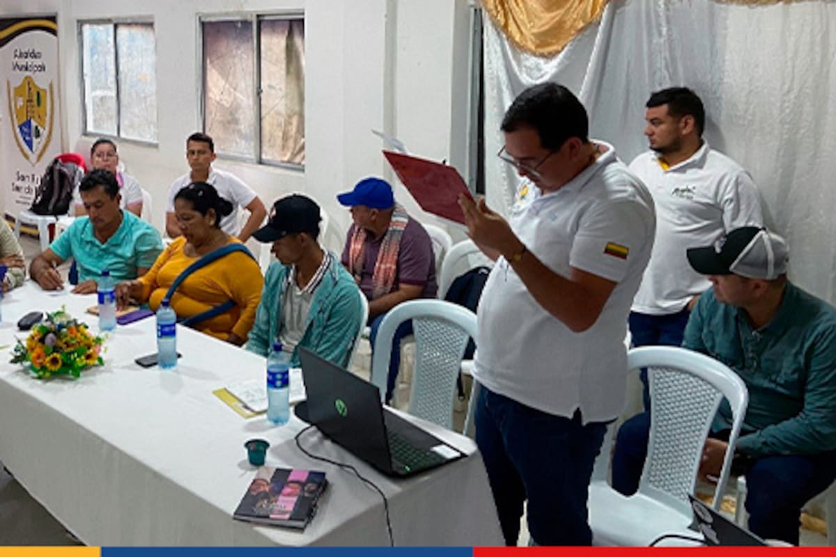Socializan proyecto para mejorar vías terciarias de San Pablo, Bolívar