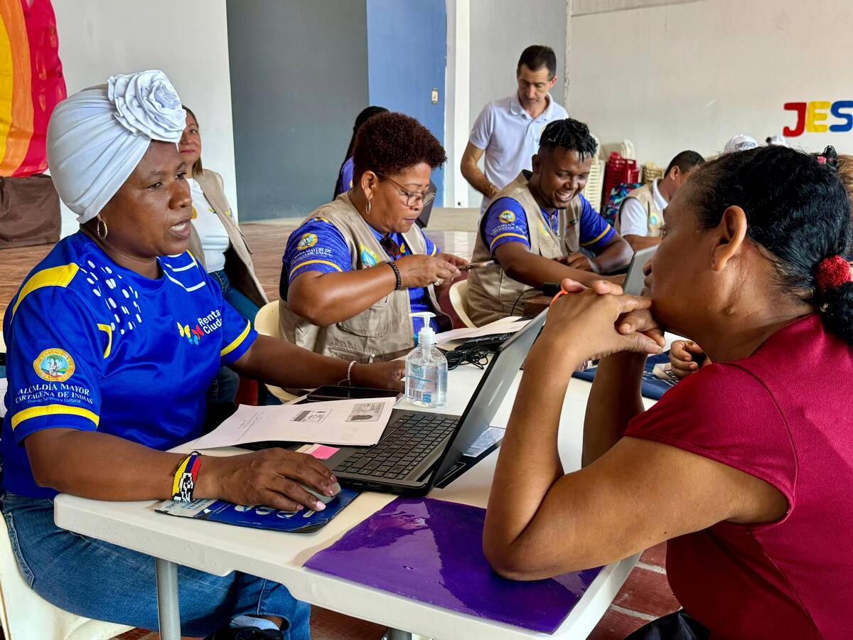 El programa Renta Ciudadana habilitó 12 puntos de atención en Cartagena. // Foto: Cortesía