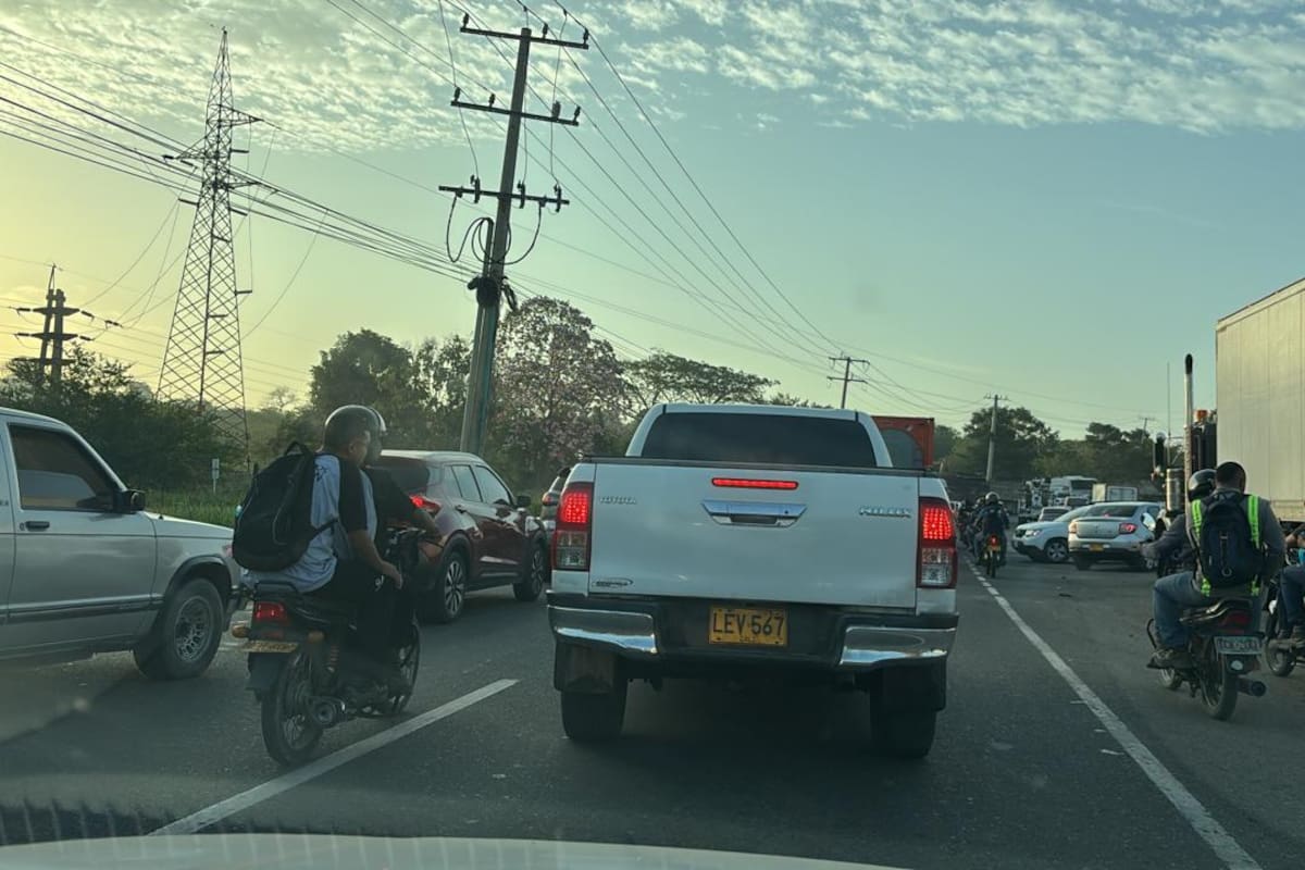 Reportan bloqueo en la variante Mamonal a la altura de Membrillal