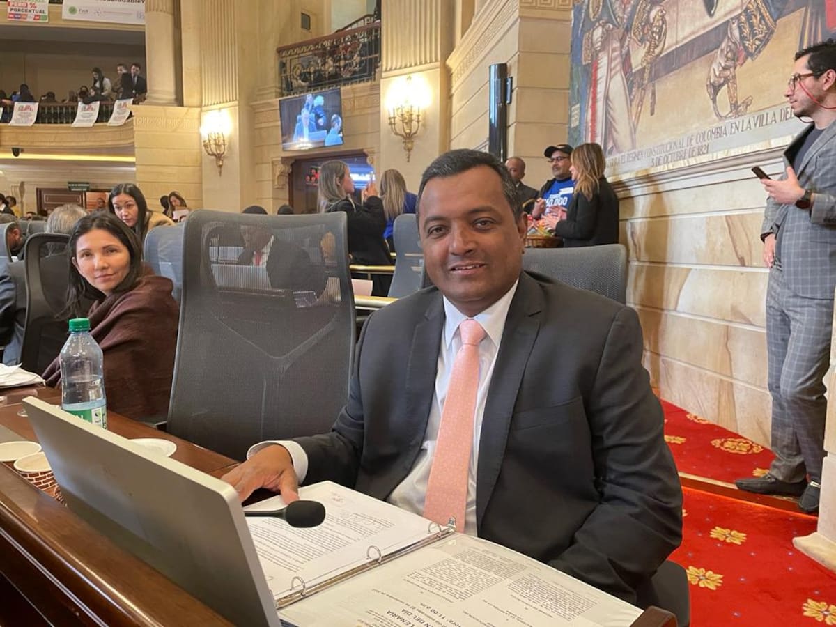 Representante a la Cámara por el Valle, Víctor Manuel Salcedo. // Foto: Colprensa.