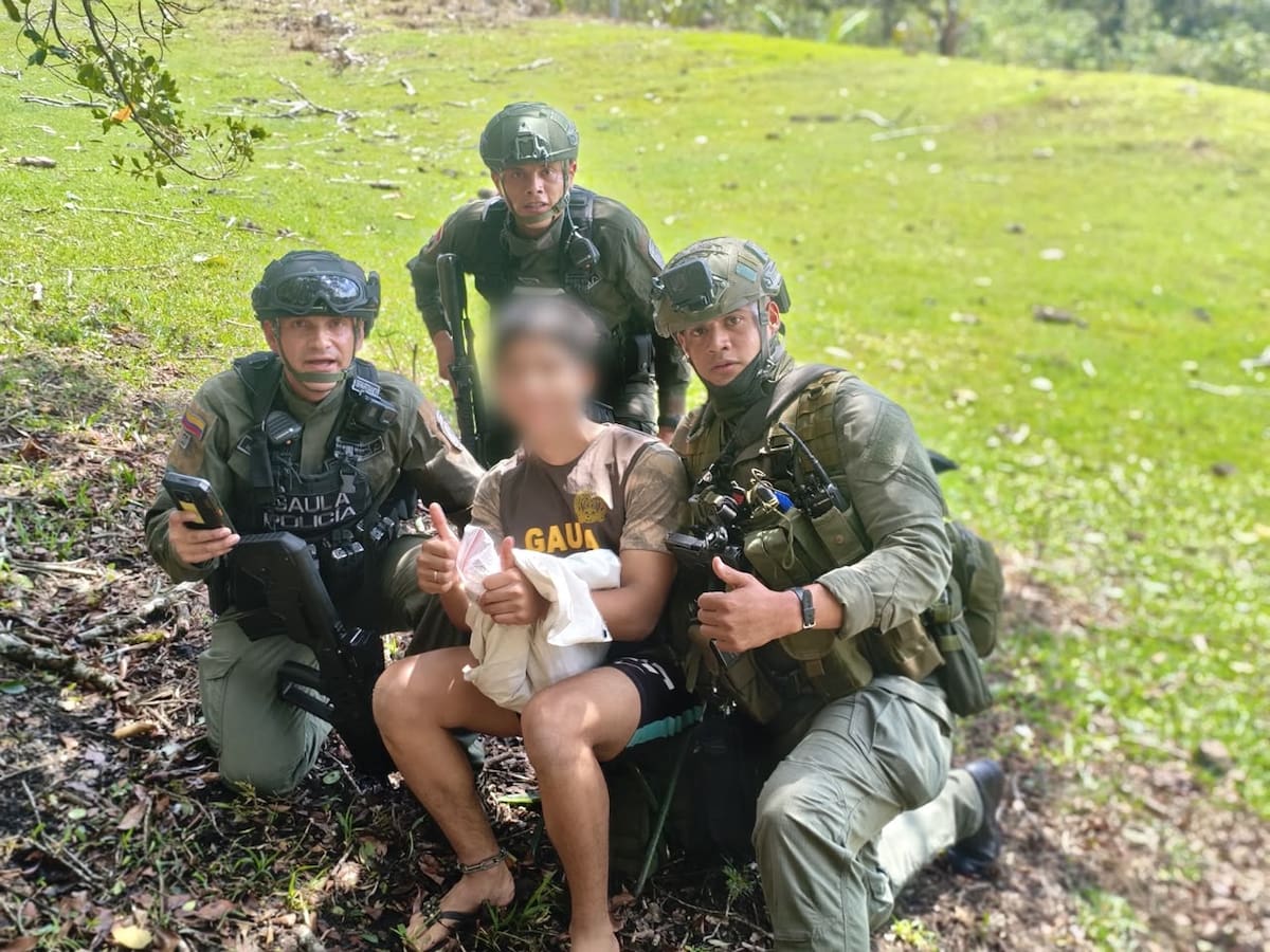 RESCATAN A MENOR DE 16 AÑOS QUE LLEVABA 20 DÍAS SECUESTRADO POR LAS DISIDENCIAS