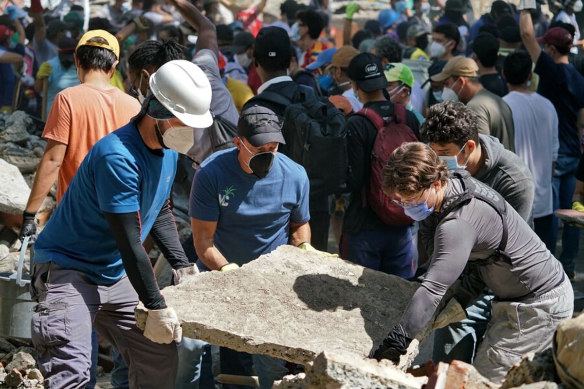 Petrismo critica llegada de equipo de rescate israelí a Colombia