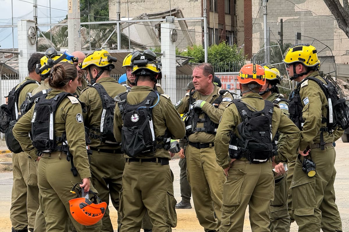 82 rescatistas israelíes se despliegan en Cali para atender la emergencia
