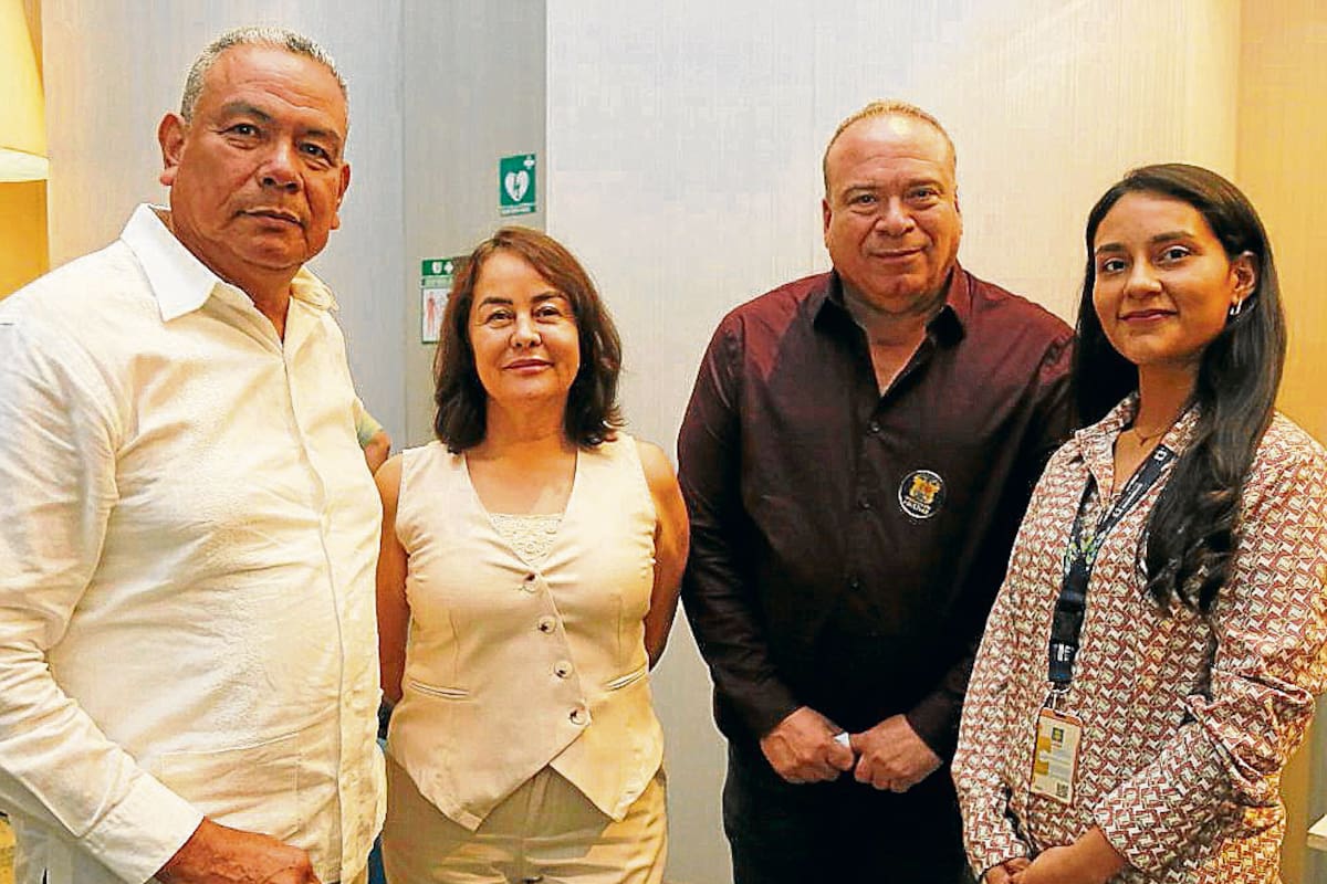 Reunión del cuerpo consular con autoridades de Cartagena y Bolívar