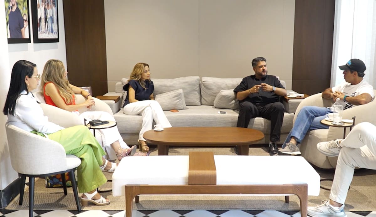 Aspecto de la reunión sostenida entre miembros del SENA Nacional y Local con el alcalde de Barranquilla, Alejandro Char.//Cortesía Alcaldía de Barranquilla.