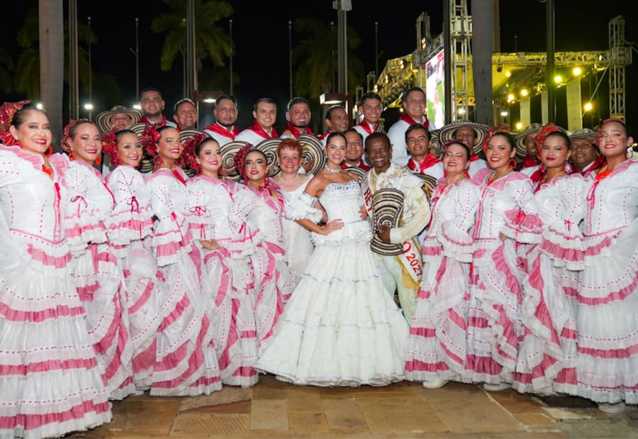 Así fue la participación de los reyes del Carnaval de Barranquilla en Dîner en Blanc Cartagena