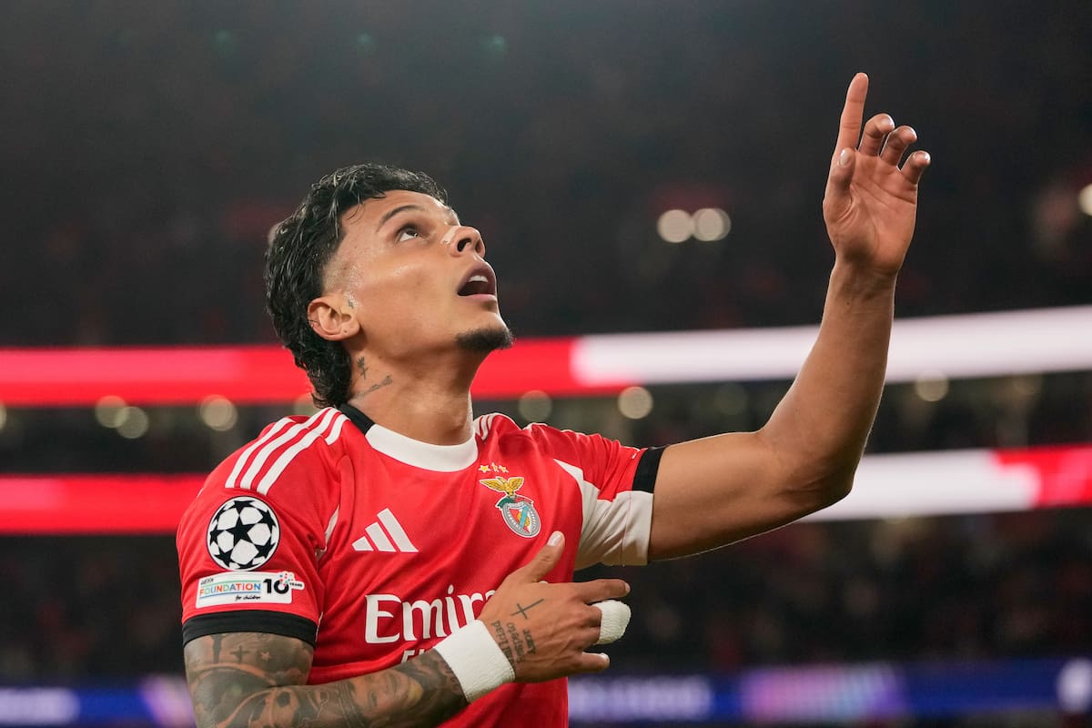 Richard Ríos, criticado por la afición de Benfica: “No puede estar en el club”
