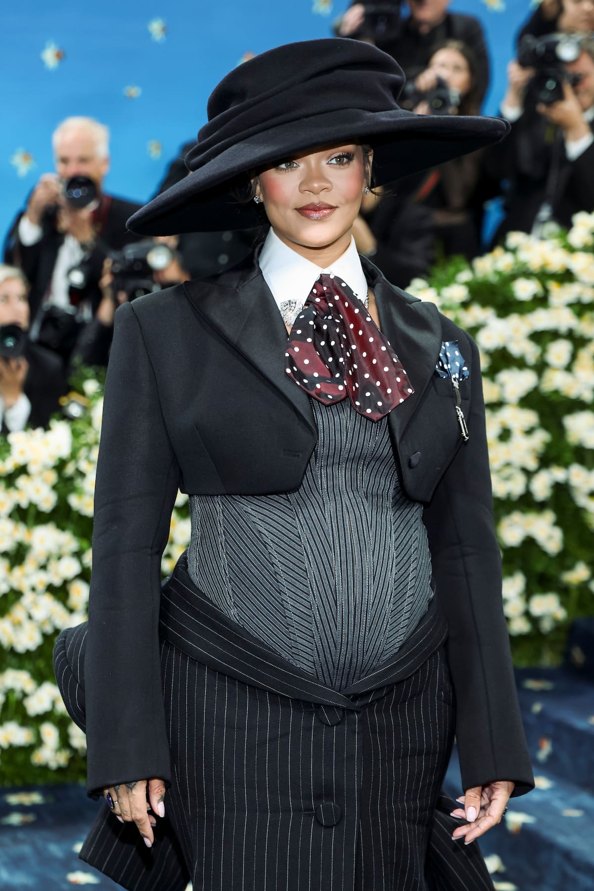 Así fue el look de Rihanna para la Met Gala 2025. //Foto: EFE.