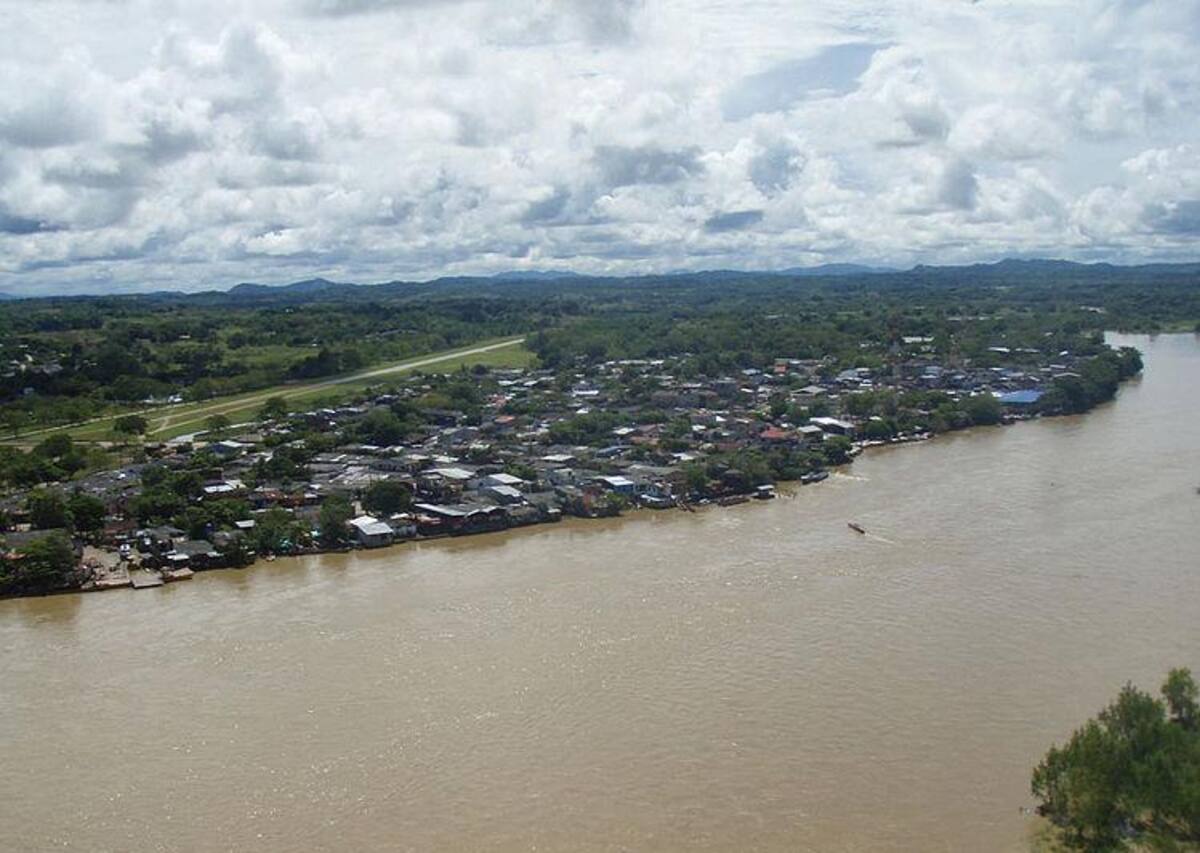 El cuerpo de una de las víctimas de alias 'Piter' fue arrojado en el río Nechí.