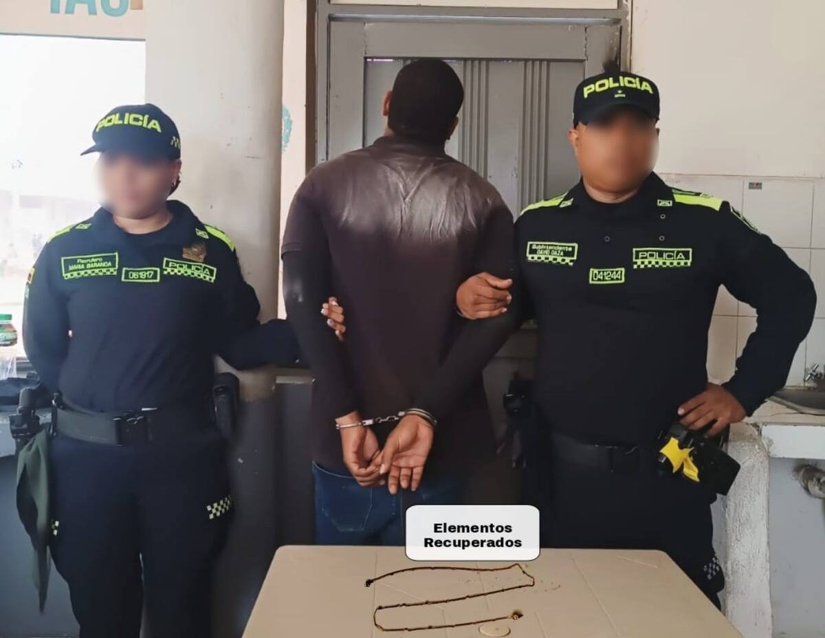 Robo de cadena en Cartagena. Policía Nacional.