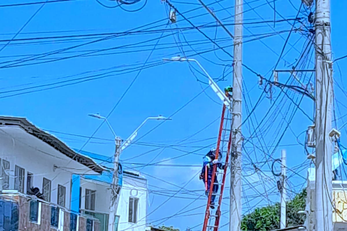 Nuevas denuncias sobre robo de energía en sector comercial de Barranquilla
