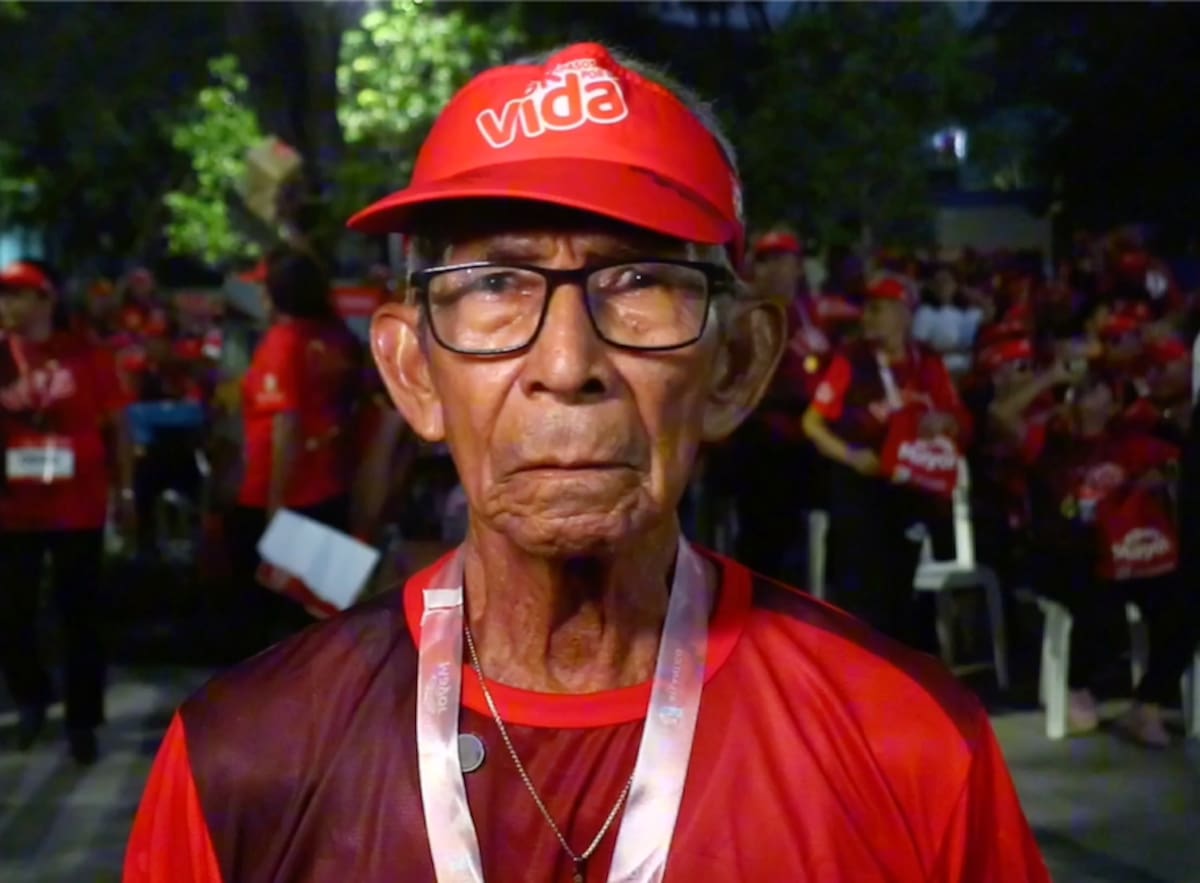 Rodrigo Fontalvo, de 86 años de edad, fue uno de los protagonistas de la carrera ‘3K Pasos por la Vida’, organizada por la Gobernación del Atlántico.//Cortesía.