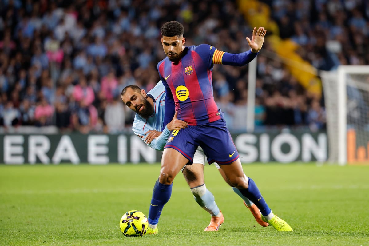 Ronald Araujo se encuentra de licencia con el FC Barcelona. //Foto, EFE: Lavandeira.
