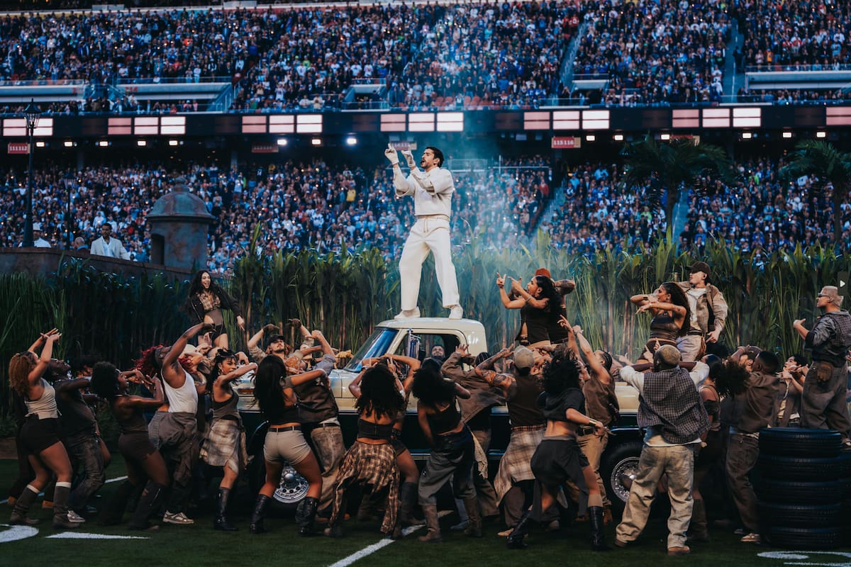 El cantante puertorriqueño Bad Bunny durante su actuación en el descanso del Super Bowl en Santa Clara, California, Estados Unidos. //Foto: EFE.