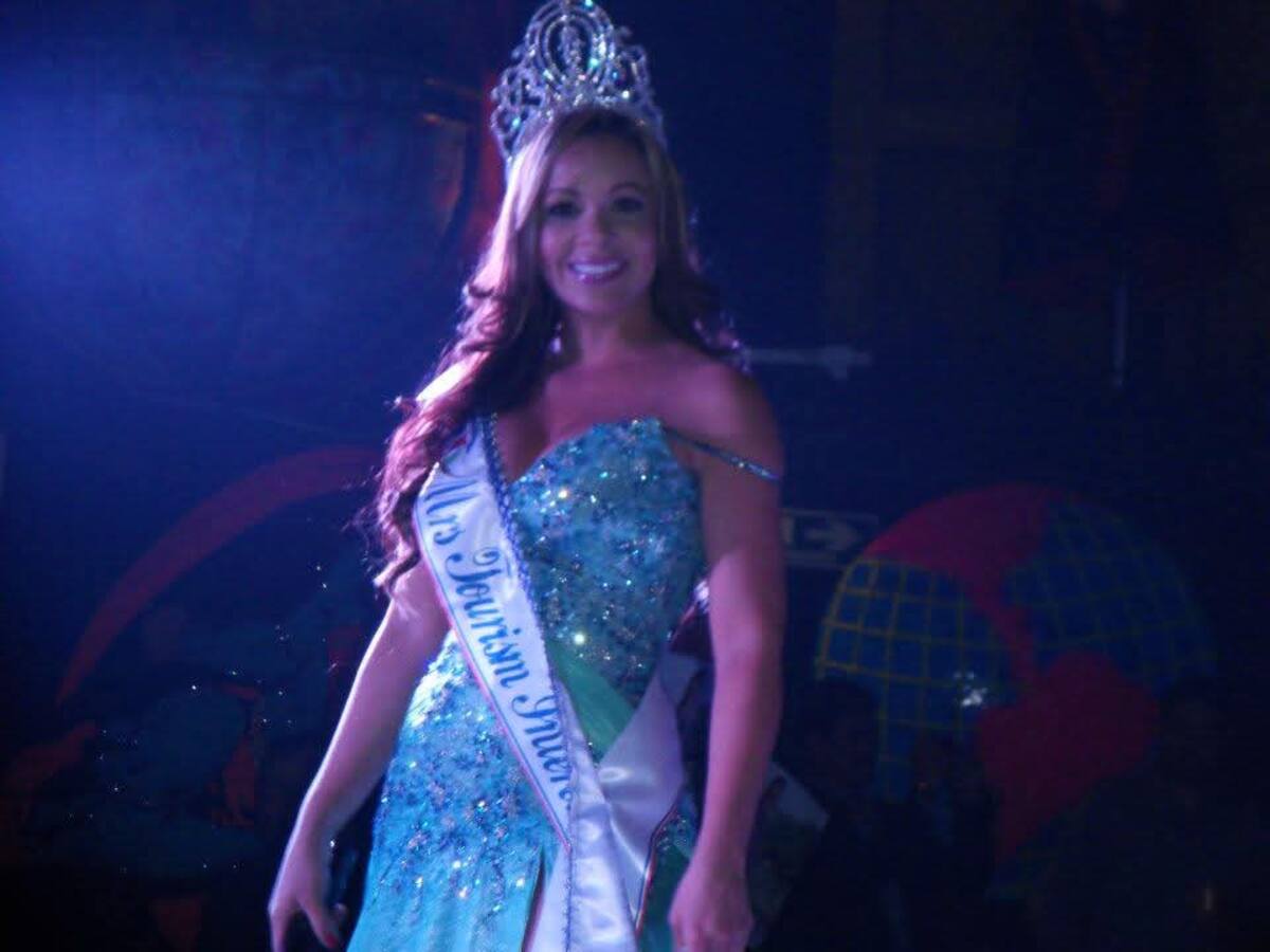 Ross Corrales fue Señora Colombia y Reina Intercontinental del Turismo.