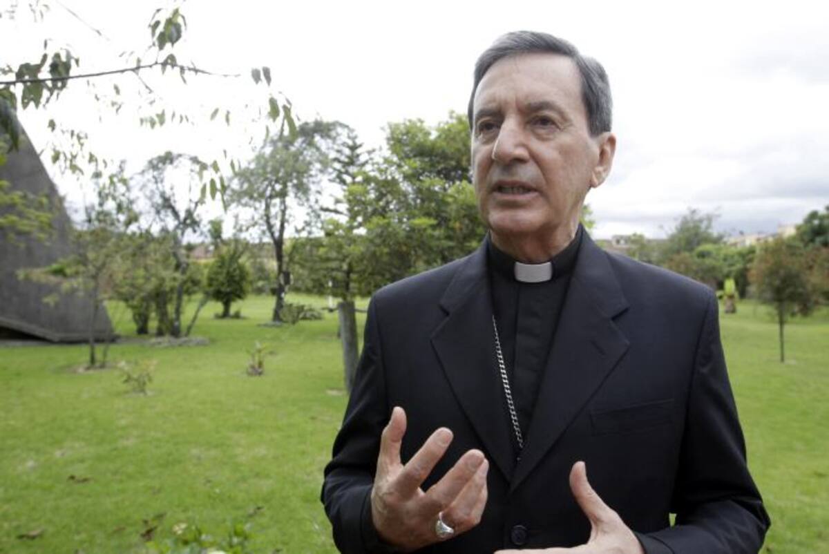 Al término de una reunión con el presidente de la República, Juan Manuel Santos, el cardenal de Colombia, monseñor Ruben Salazar, aseguró que el proceso de paz en La Habana, Cuba, está avanzando. COLPRENSA