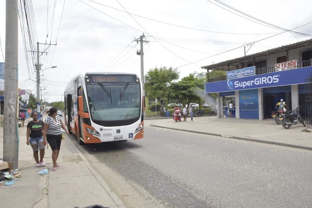 Alcaldía propone tarifa diferencial de $2.900 en Transcaribe, estudiantes piden estudio