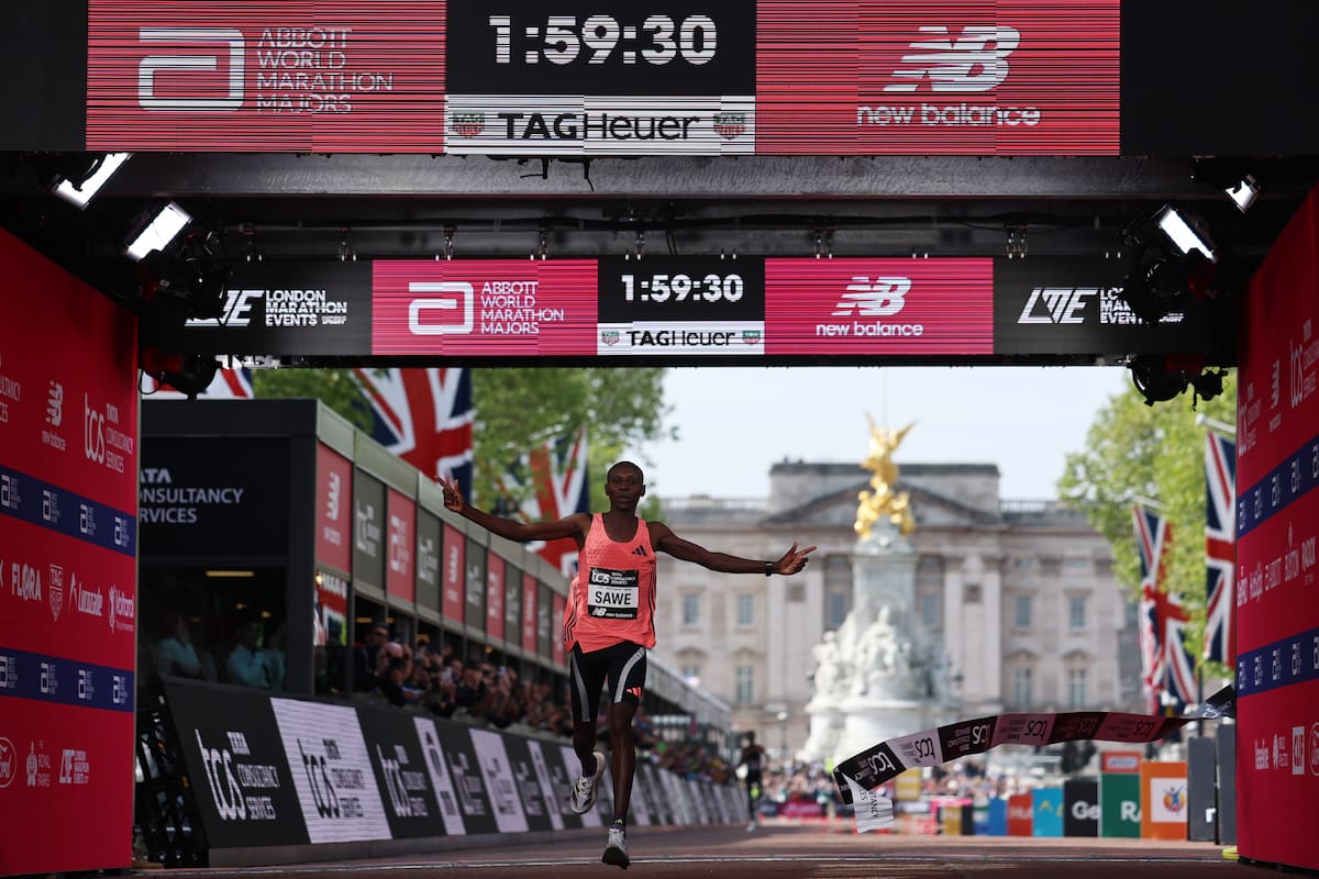 ¡Histórico! Sabastian Sawe bate el récord mundial de maratón en Londres