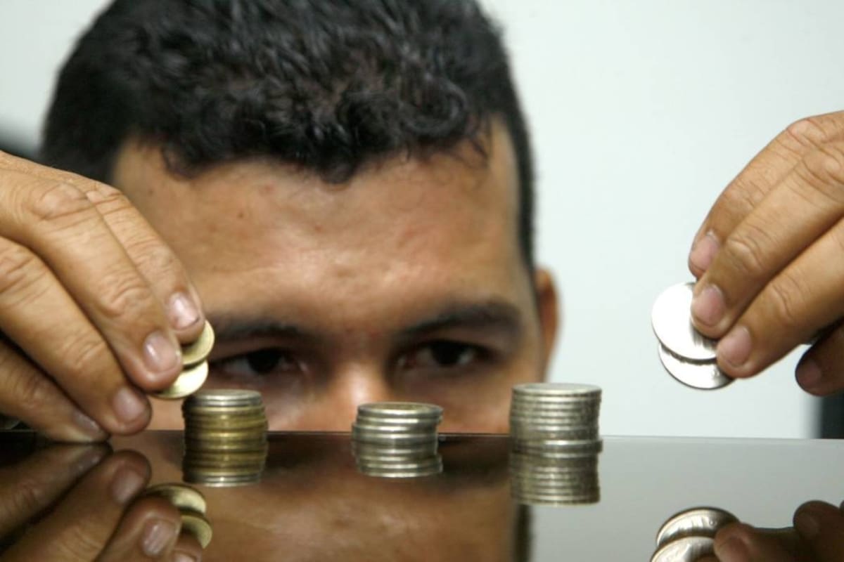 El salario mínimo: un desafío diario para los hogares colombianos