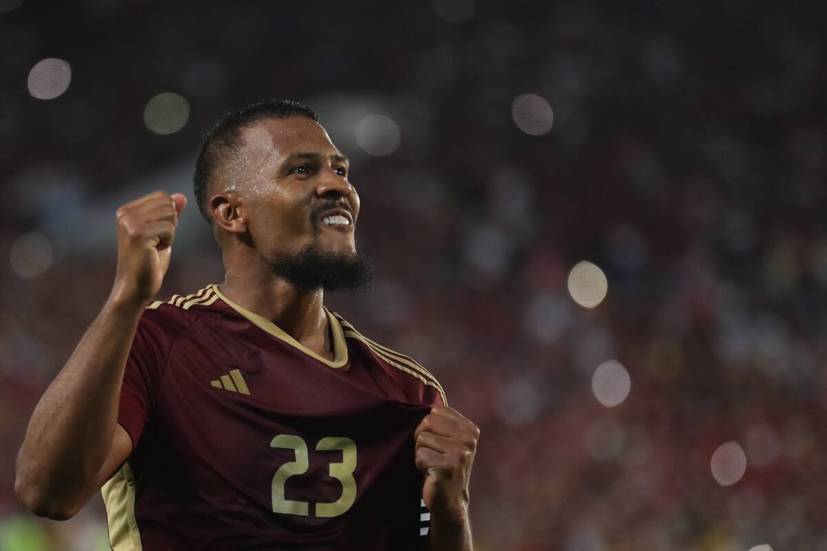 Salomón Rondón anotó el tanto del empate para Venezuela. //EFE