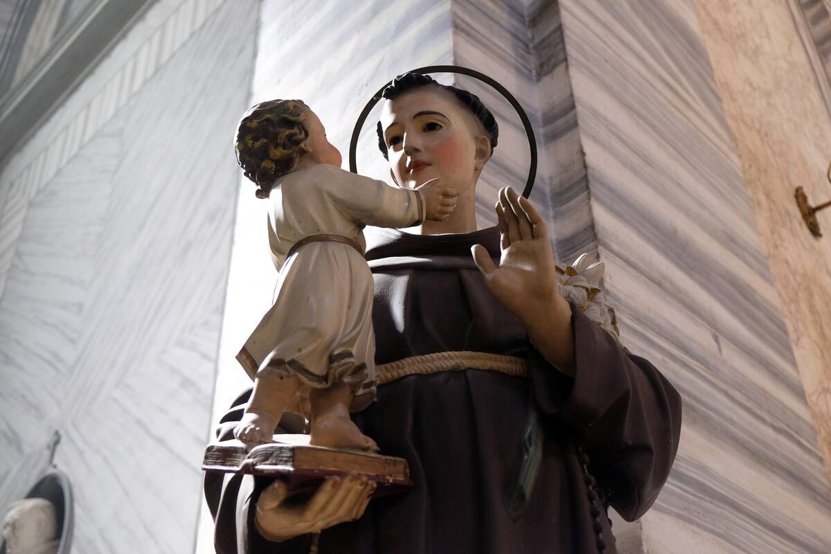 San Antonio de Padua: el santo de los milagros, el amor y las cosas perdidas