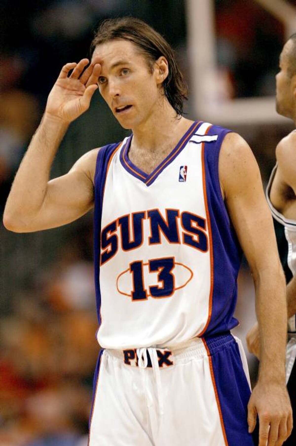 Steve Nash aceptó un contrato de tres temporadas por 27 millones de dólares para jugar con los Lakers de Los Ángeles. AFP RONALD MARTINEZ