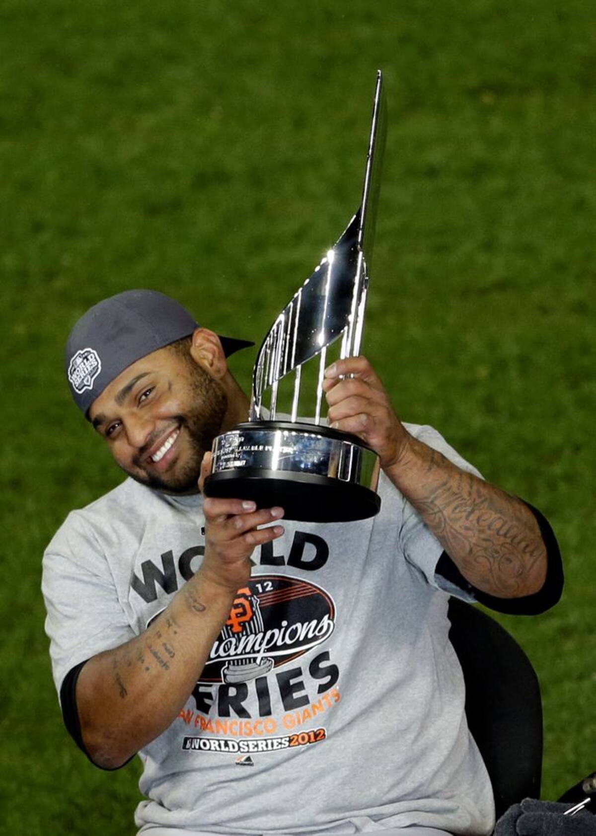 El venezonlano Pablo Sandoval fue nombrado como el Jugador Más Valioso de la Serie Mundial. AP